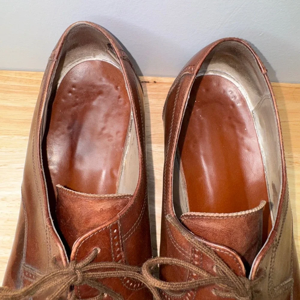 Bally Mens Brown Leather Cap Toe Derby Dress Shoes Brogue Detail Italy Size 13 D